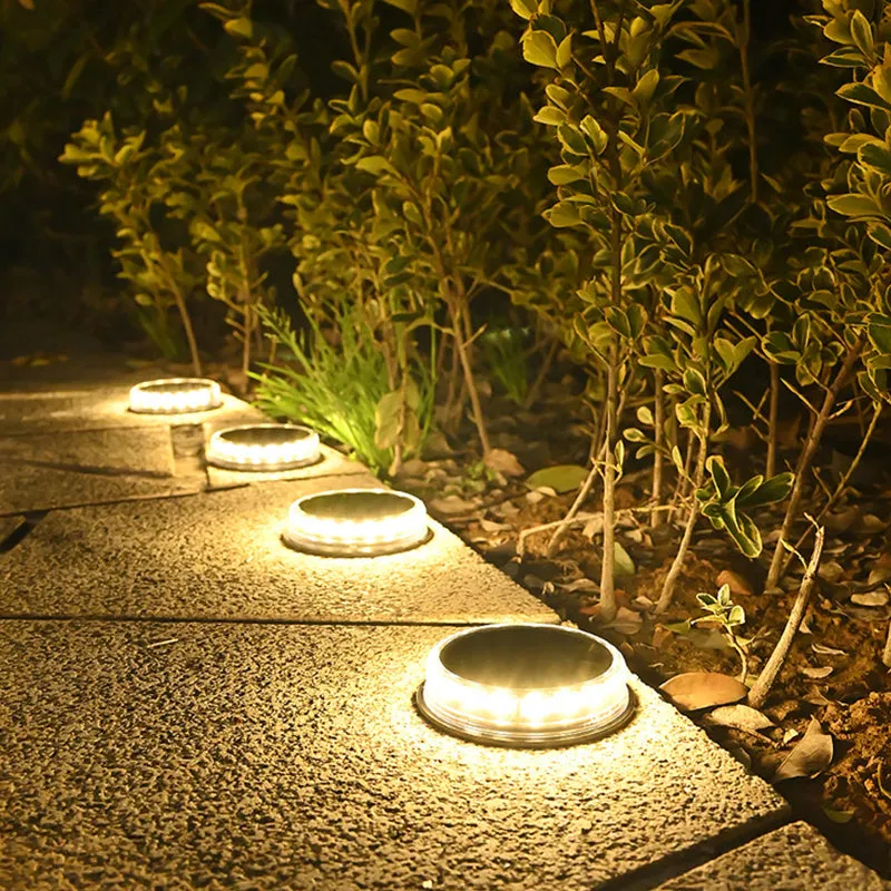 Solar Powered Flying Saucer Outdoor Lawn Light (Set of 4)