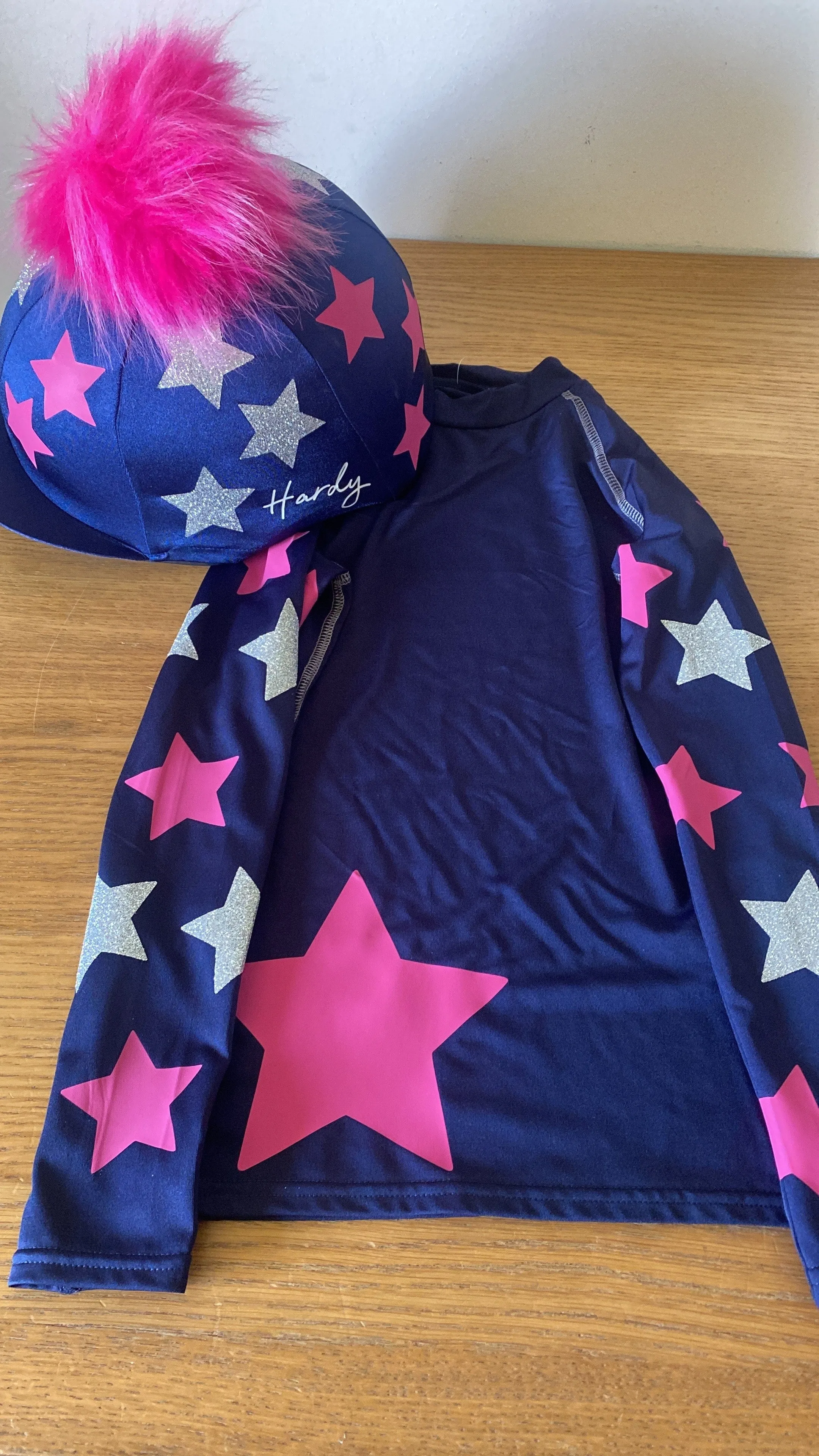 Women’s Personalised Big Star On Left Body And Stars Cross Country Base Layer And Hat Cover